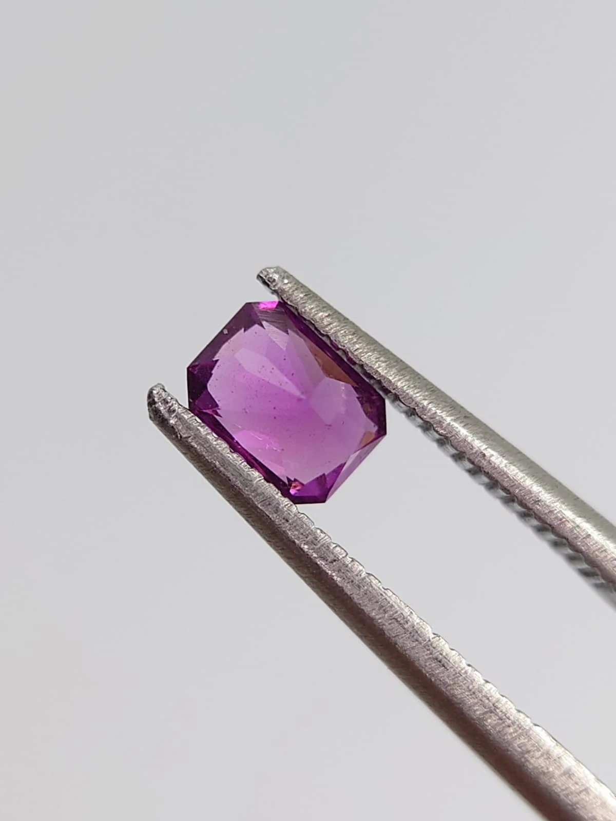 0.57ct Natural Purple Rhodolite Garnet From Mozambique — view 5